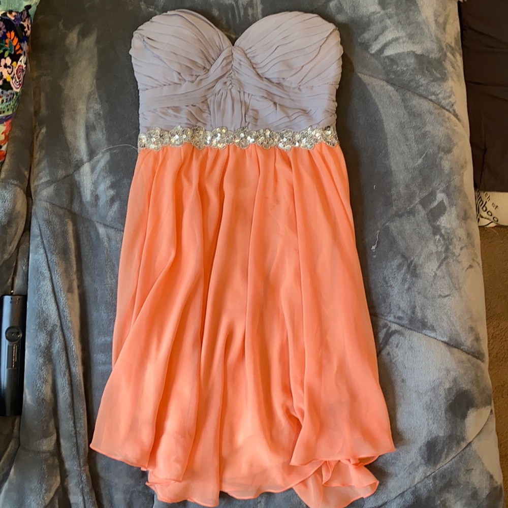 Peach and Gray strapless dress. Size 3 in Juniors.